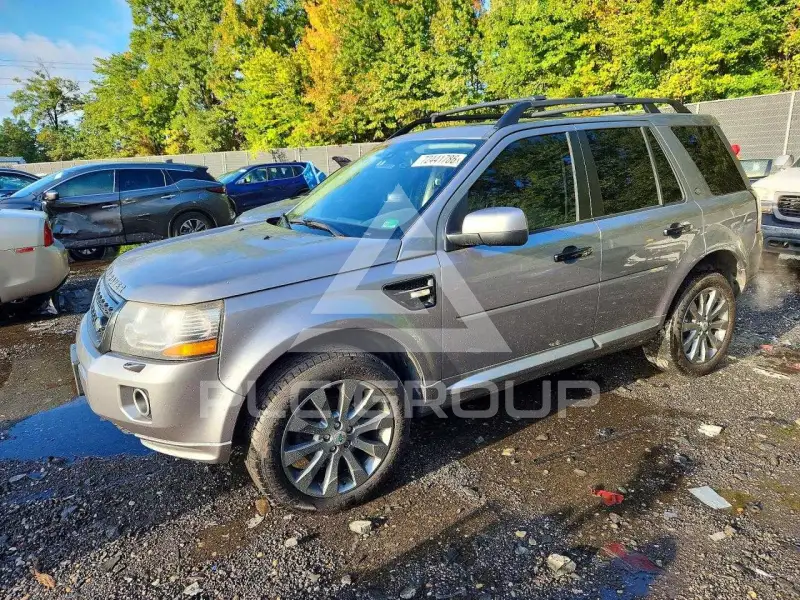 2013 Land Rover LR2 фото