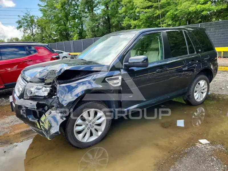 2013 Land Rover LR2 фото