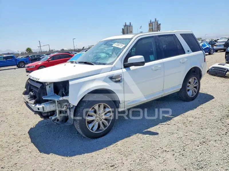 2013 Land Rover LR2 photo