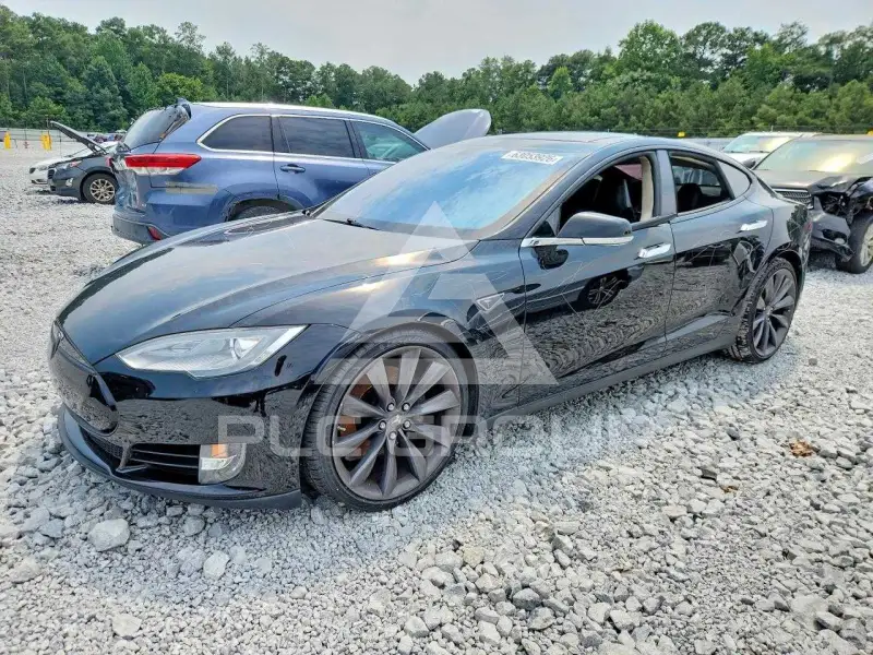 2013 Tesla Model S фото