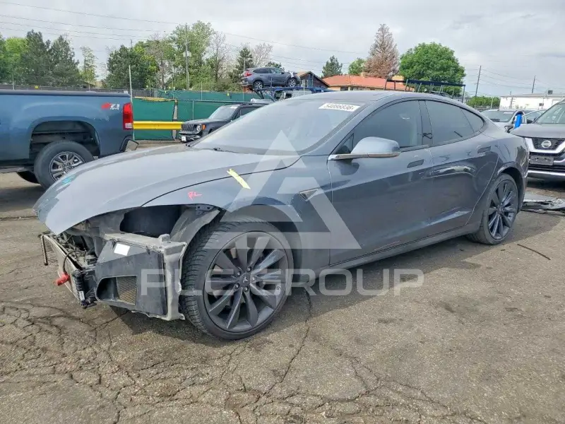 2013 Tesla Model S фото