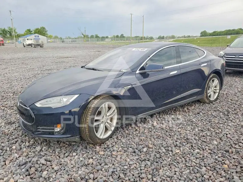 2013 Tesla Model S фото