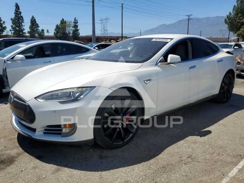 2013 Tesla Model S фото