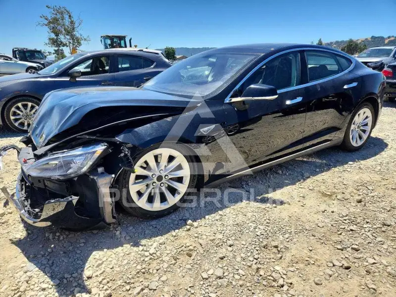 2013 Tesla Model S фото