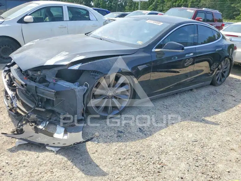 2013 Tesla Model S photo