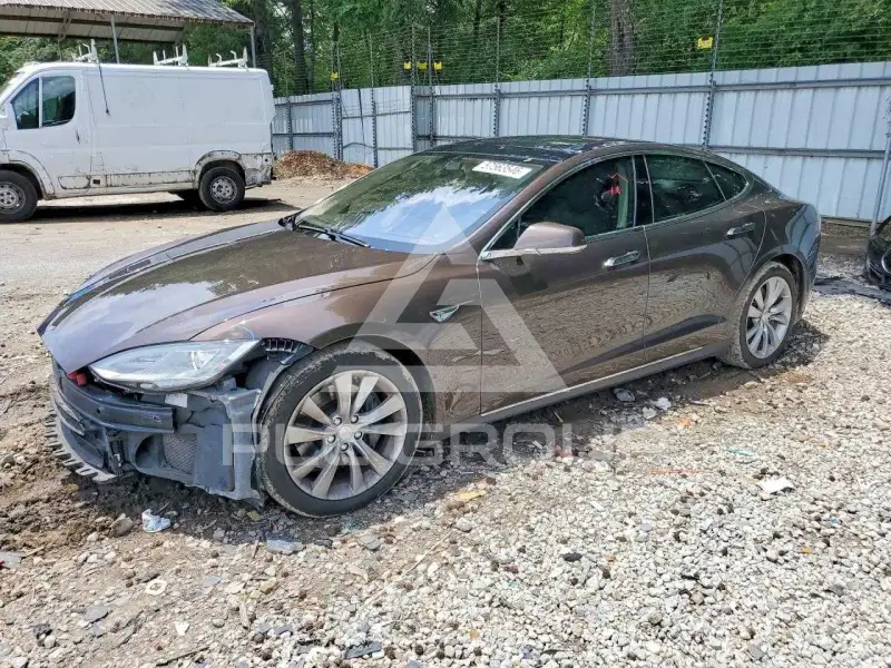 2013 Tesla Model S фото