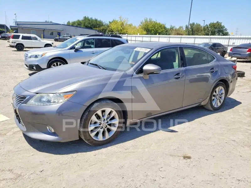 2013 Lexus ES300 фото
