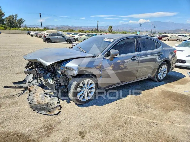2013 Lexus ES300 фото