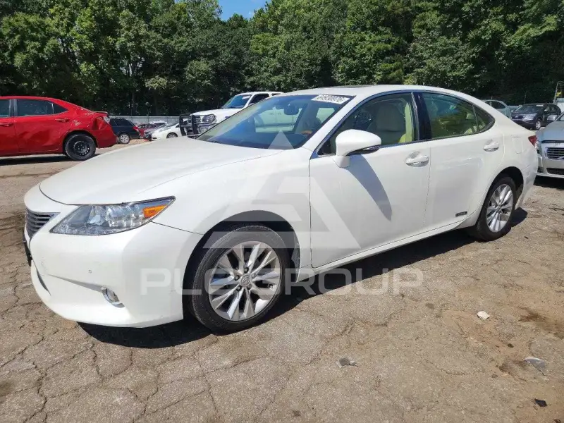 2013 Lexus ES300 photo