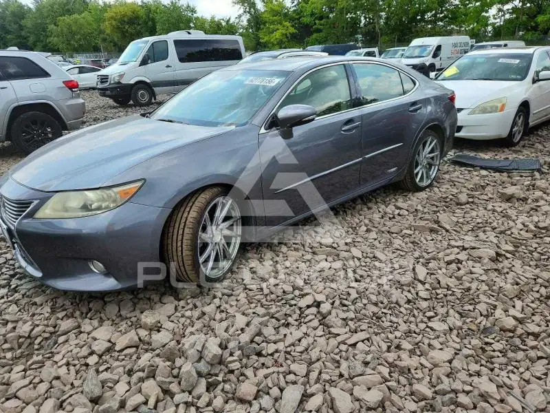 2013 Lexus ES300 фото
