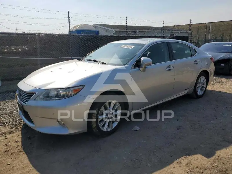 2013 Lexus ES300 фото