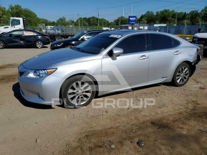 2013 Lexus ES300 фото