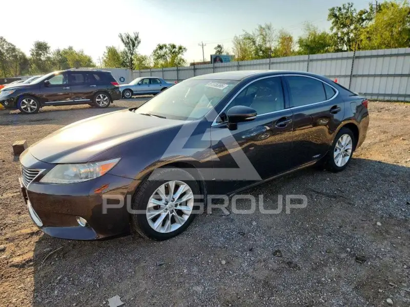 2013 Lexus ES300 фото