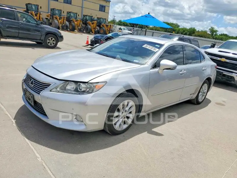 2013 Lexus ES300 фото