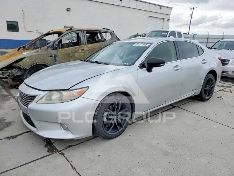 2013 Lexus ES300 фото