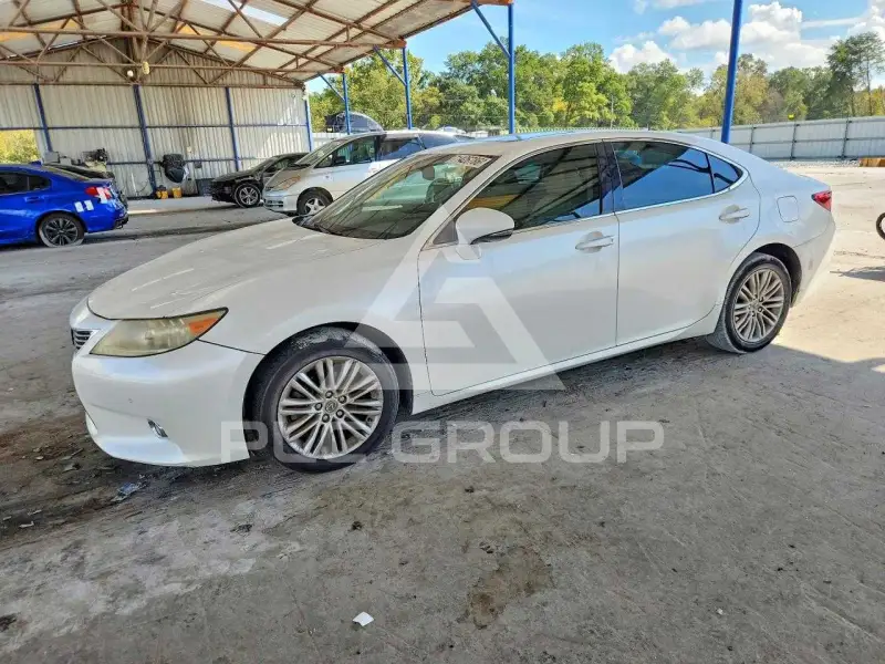 2013 Lexus ES350 photo