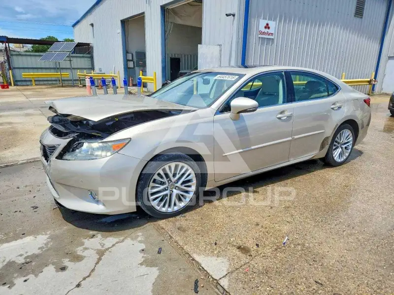 2013 Lexus ES350 фото