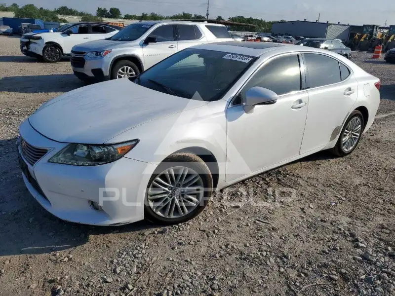 2013 Lexus ES350 photo