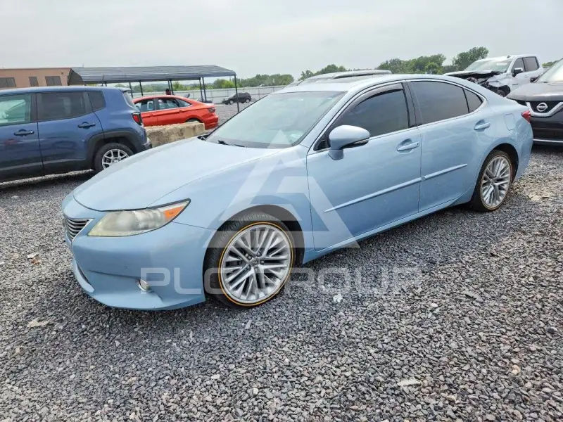 2013 Lexus ES350 фото
