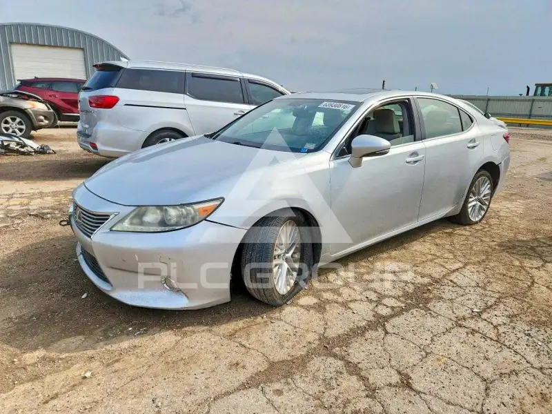 2013 Lexus ES350 photo
