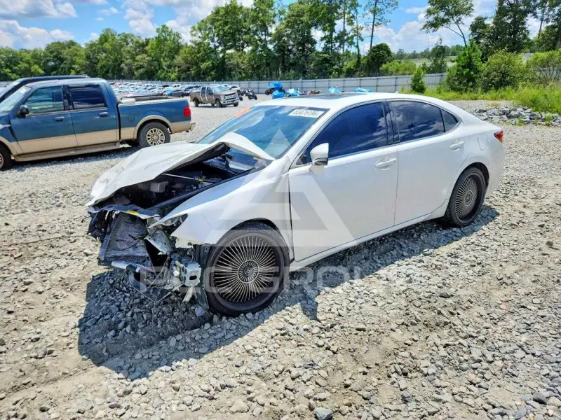 2013 Lexus ES350 photo