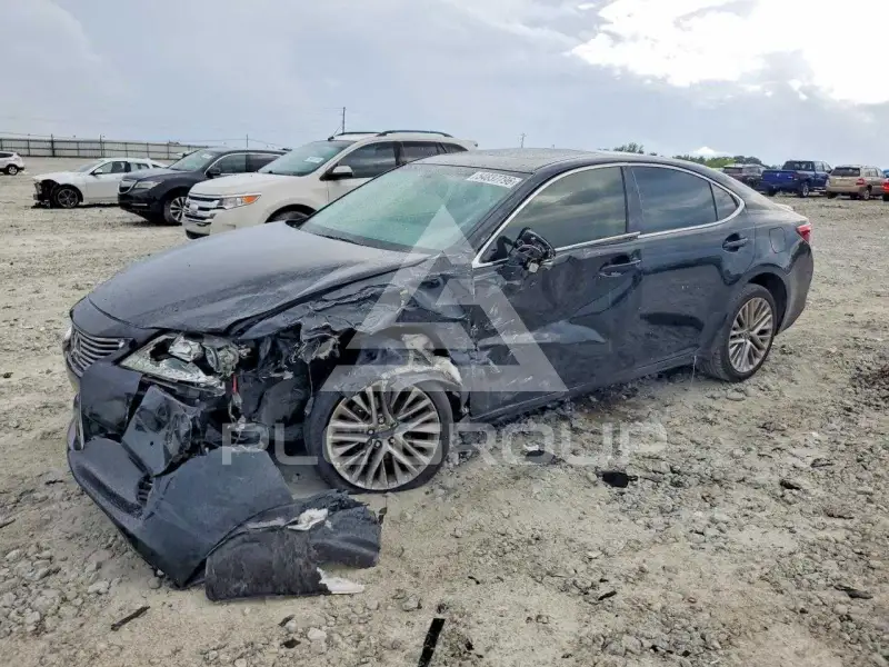 2013 Lexus ES350 photo
