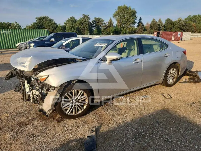 2013 Lexus ES350 фото