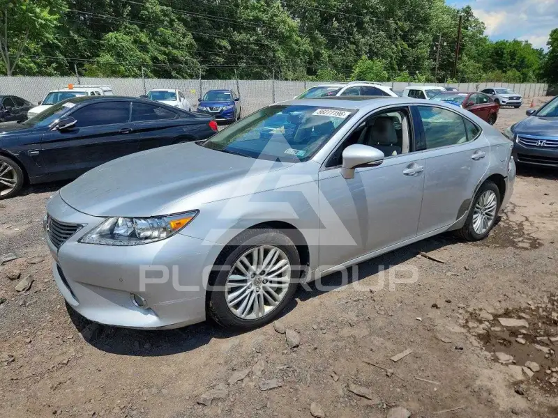 2013 Lexus ES350 фото
