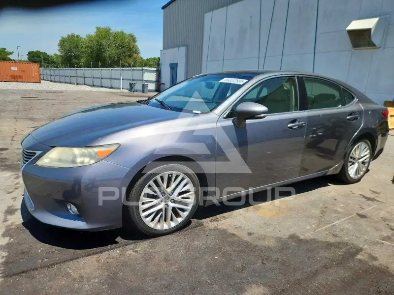2013 Lexus ES350 фото