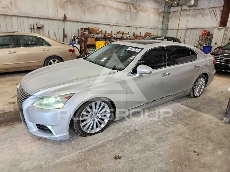 2013 Lexus LS photo