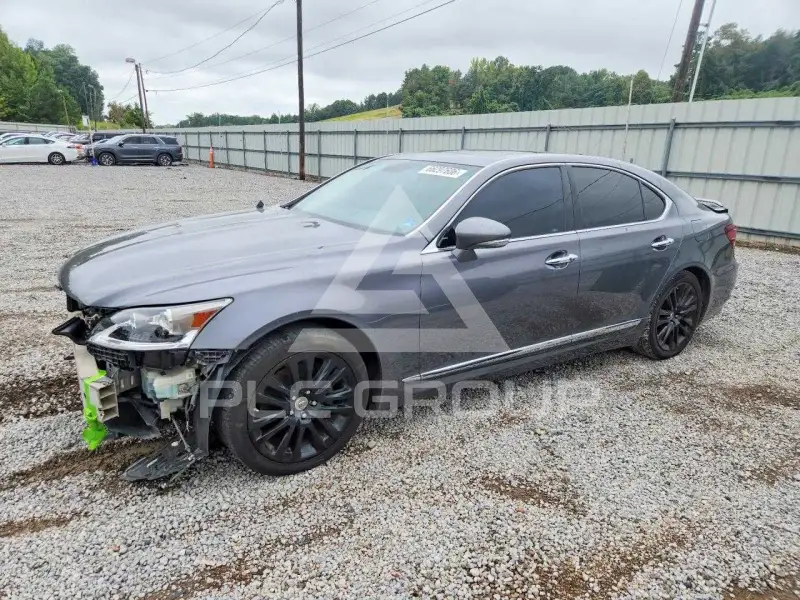 2013 Lexus LS460 photo