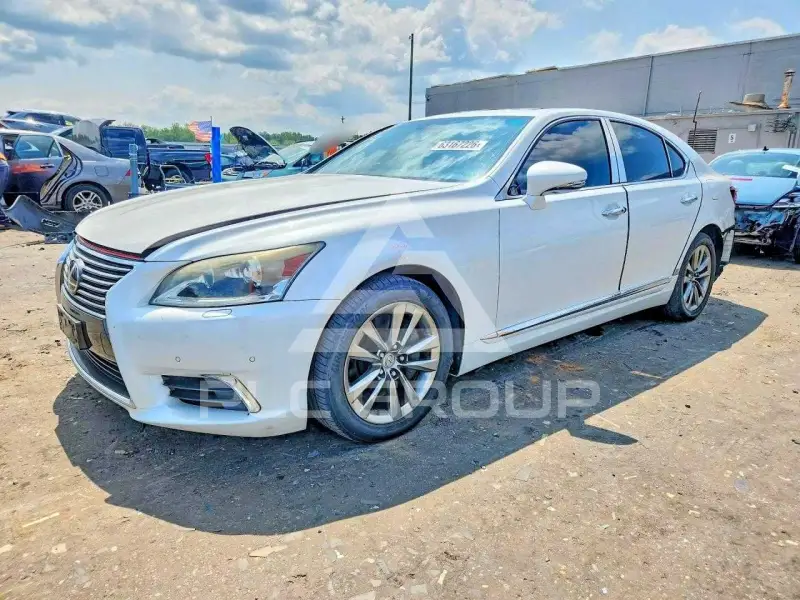 2013 Lexus LS460 фото