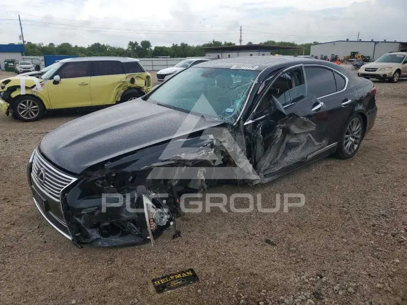 2013 Lexus LS460 photo