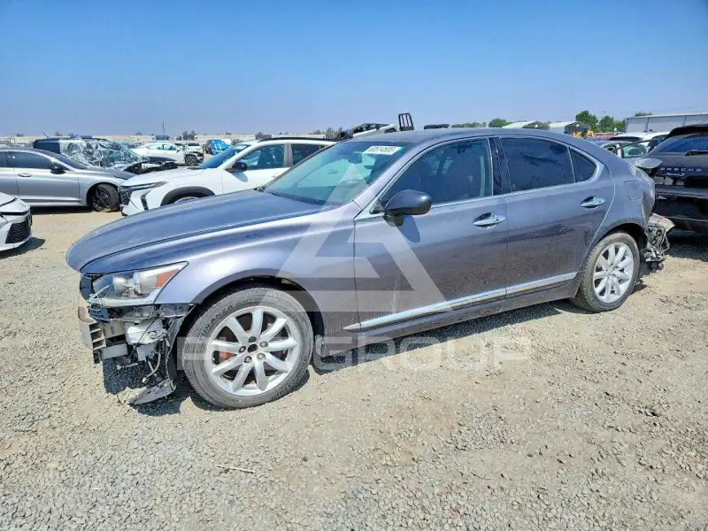 2013 Lexus LS460 фото