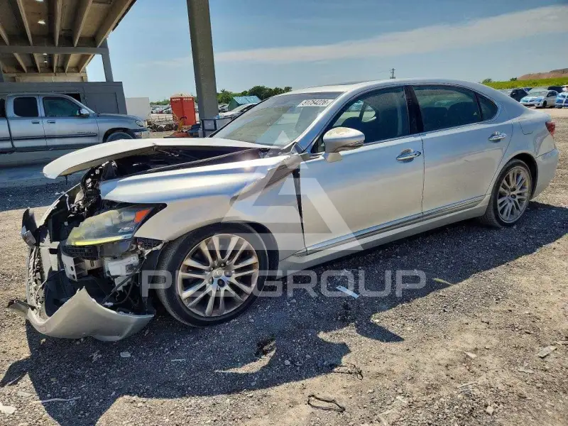 2013 Lexus LS460 фото