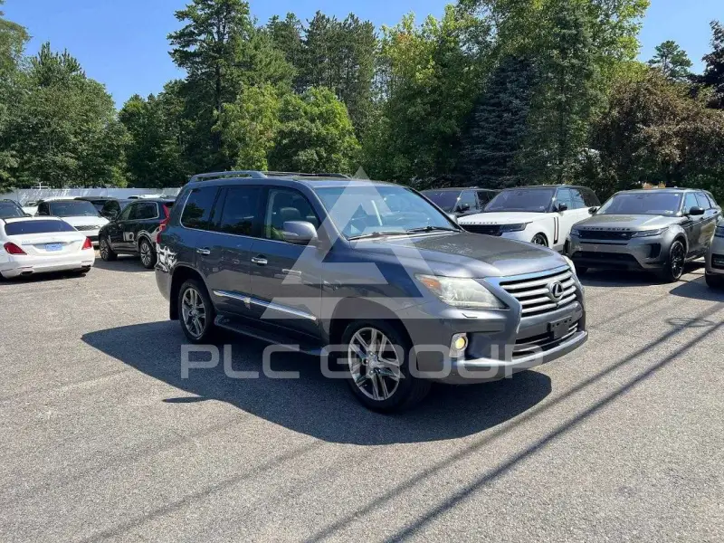 2013 Lexus LX570 фото