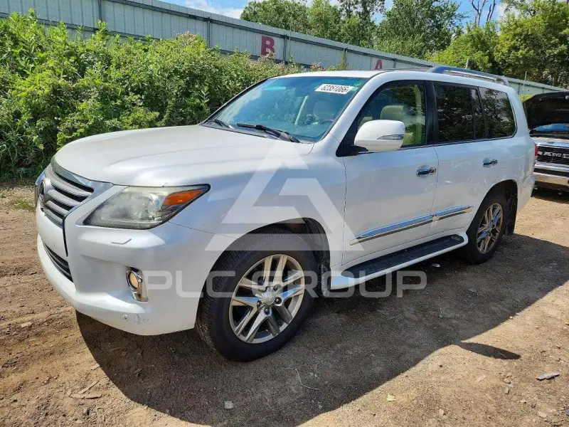 2013 Lexus LX570 фото