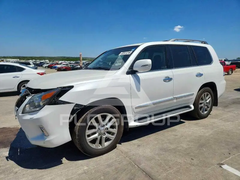 2013 Lexus LX570 фото