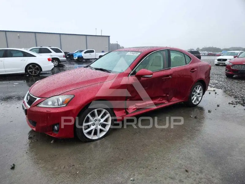 2013 Lexus IS фото