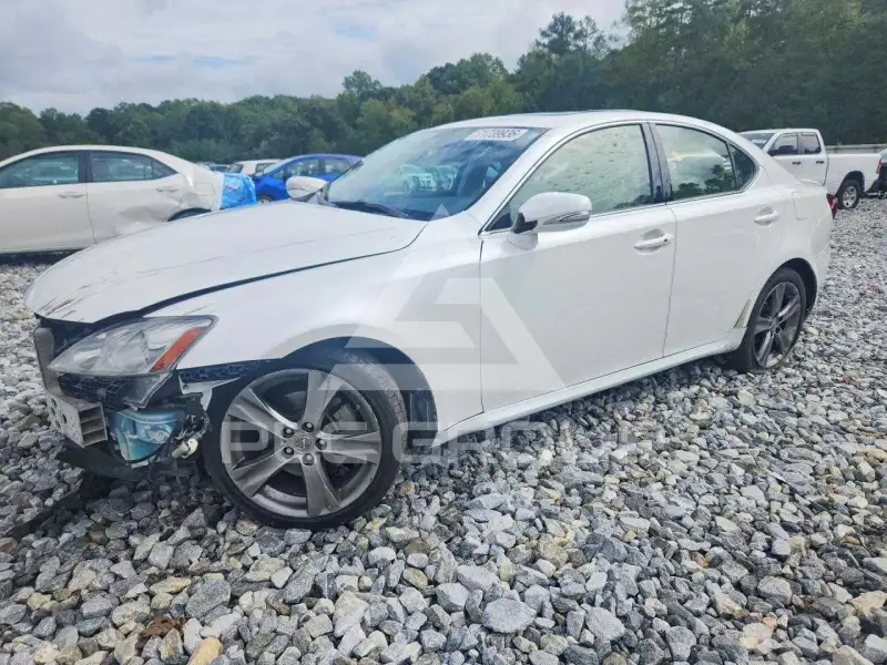2013 Lexus IS фото