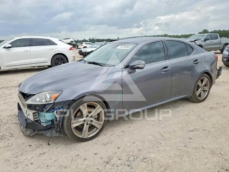 2013 Lexus IS фото