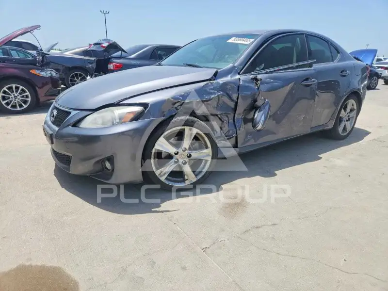 2013 Lexus IS фото