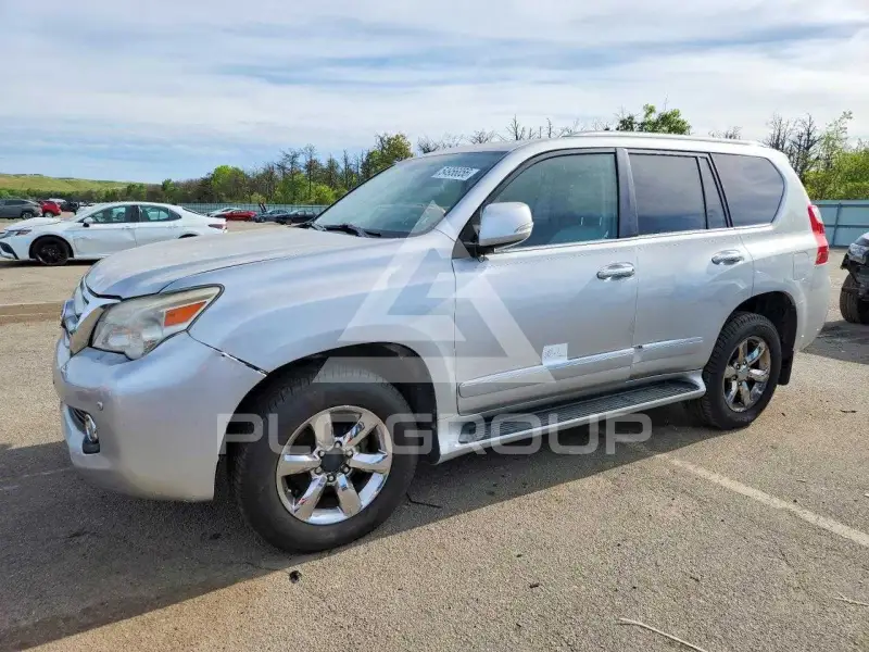 2013 Lexus GX photo