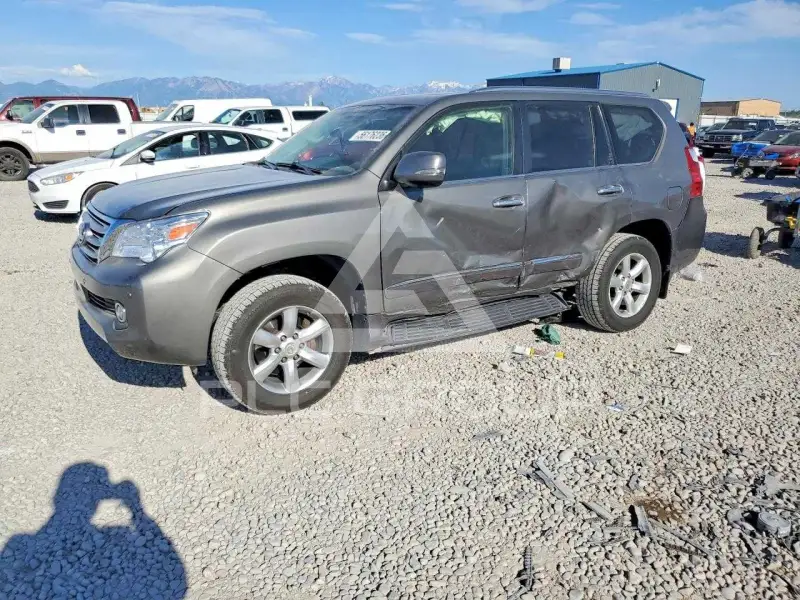 2013 Lexus GX фото