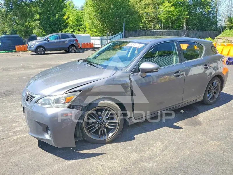 2013 Lexus CT200 фото