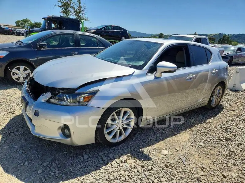 2013 Lexus CT200 фото
