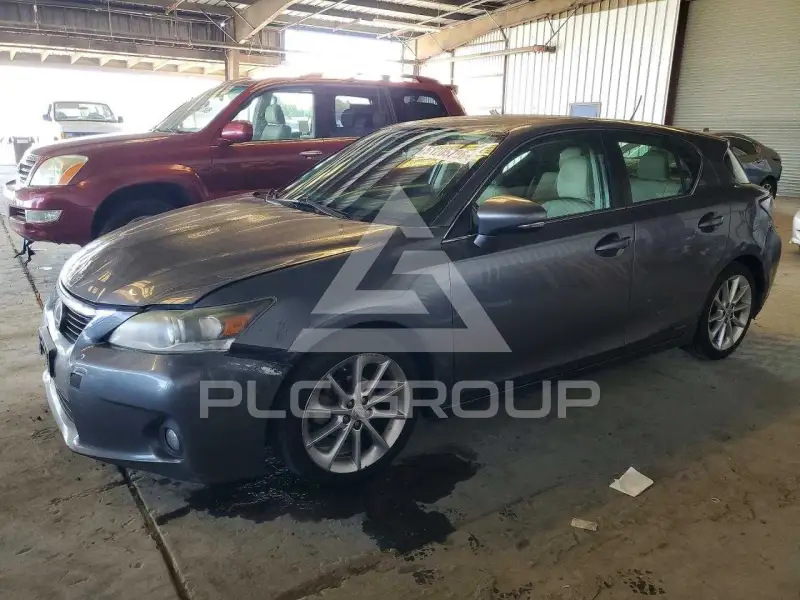 2013 Lexus CT200 фото