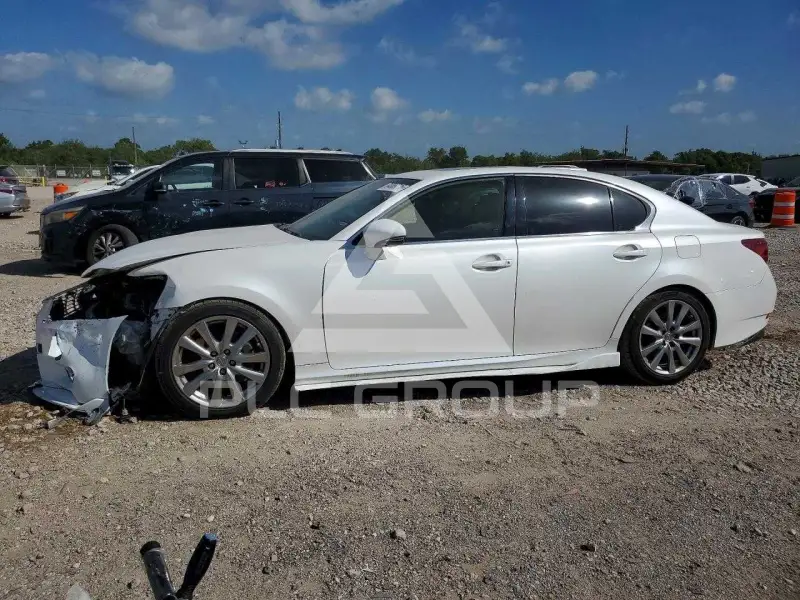 2013 Lexus GS350 photo