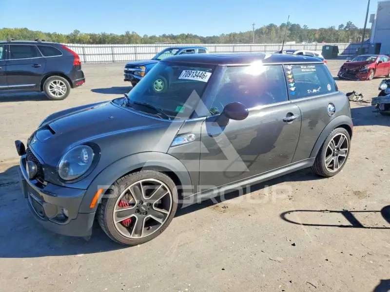 2013 Mini COOPER фото