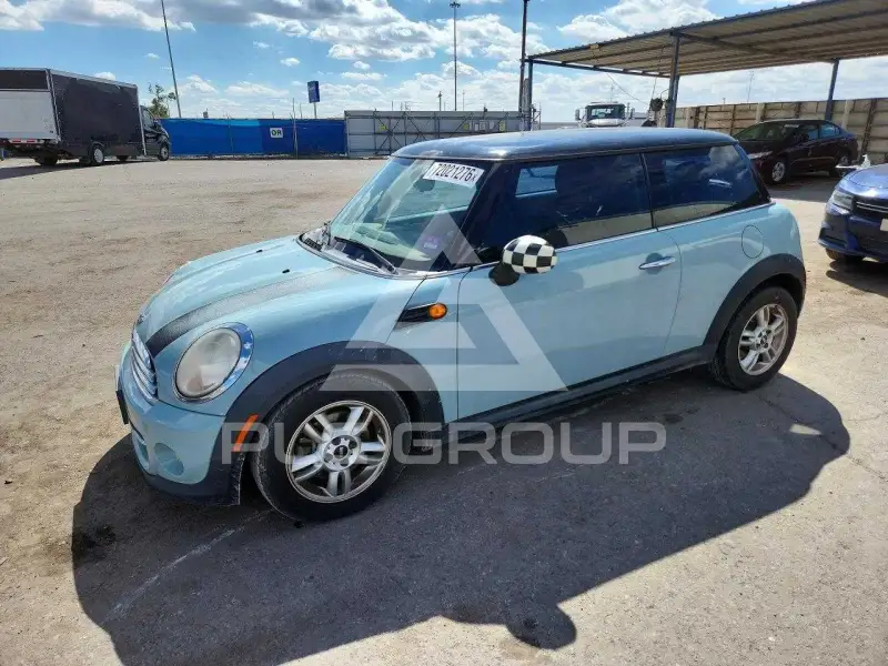2013 Mini COOPER photo